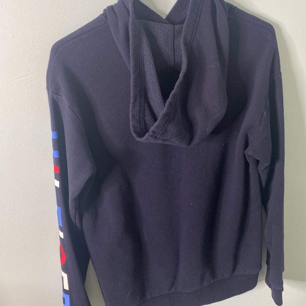 Sweatshirt - Picture 2 of 3